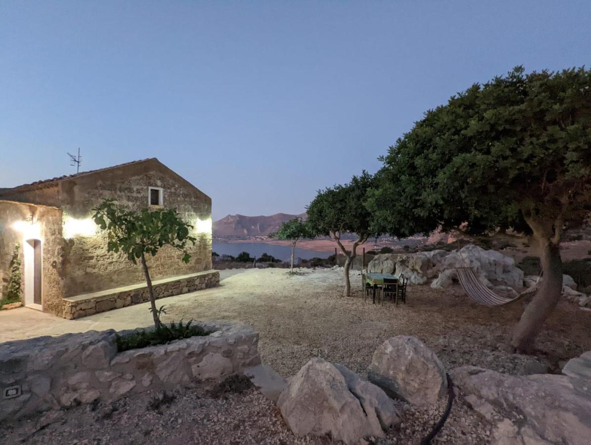 Апартаменты La Casa Di Cofano Кустоначи Экстерьер фото