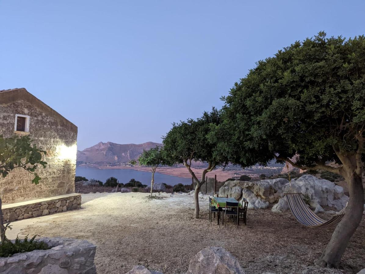 Апартаменты La Casa Di Cofano Кустоначи Экстерьер фото